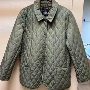 Women’s green jacket